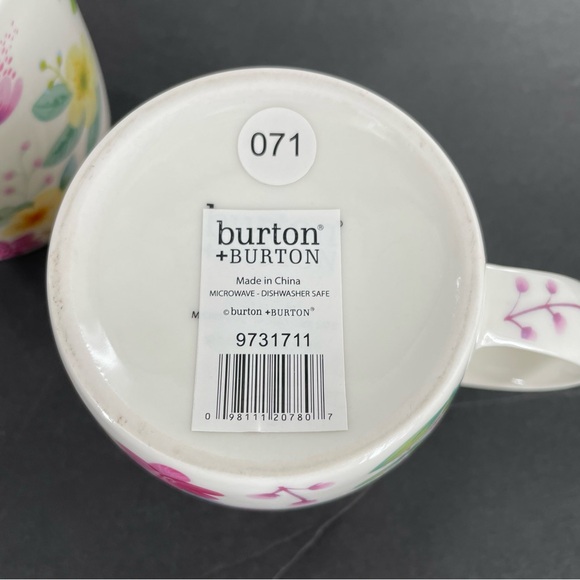 2 Burton + Burton Pink Rose Bouquet Mugs - Picture 4 of 4